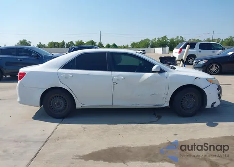 2012 Toyota Camry Le z USA, uszkodzony, nr VIN 4T1BF1FK5CU573524